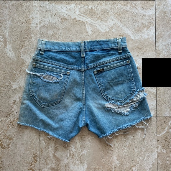 Vintage lee dual wash high waisted denim shorts 26 - Picture 3 of 3